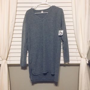 Fabletics Style 5 Long-sleeve Gray Shirt Soft